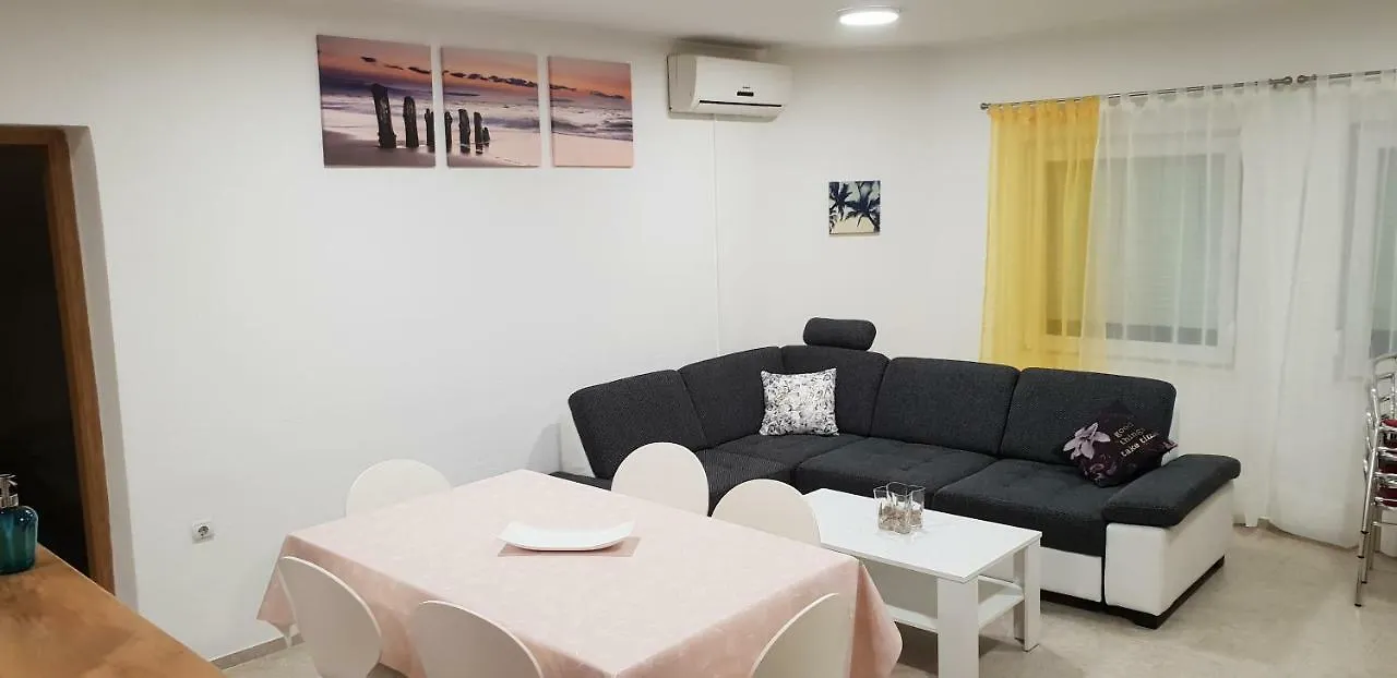 Apartma Jelka Novigrad  Croatia