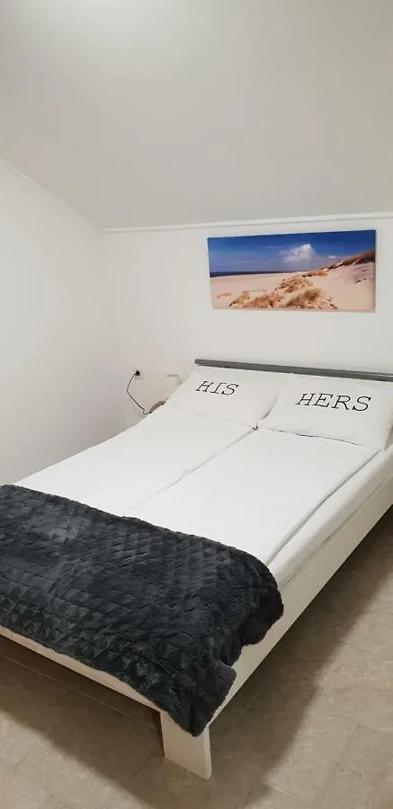 Apartment Apartma Jelka Novigrad  Croatia