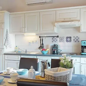  Apartmán Lora Deluxe Superior 5 Star Apartment, Your Piece Of Heaven By The Sea & Park With Sea & Park View