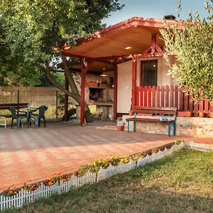 https://funny-house.pula-hotels.org