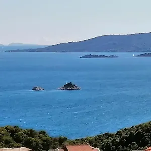 https://apartments-blue-lagoon-trogir.hotels-in-trogir.com